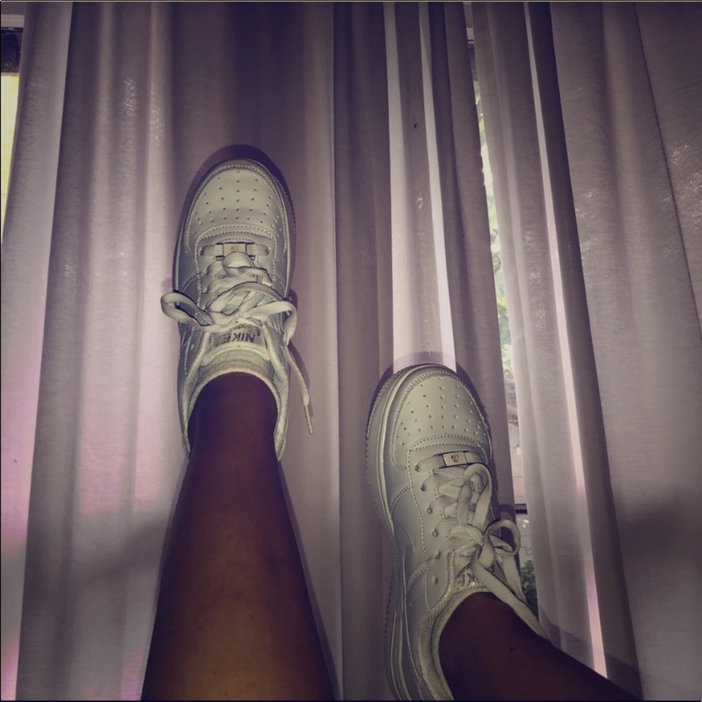 White Nike Airforce 1